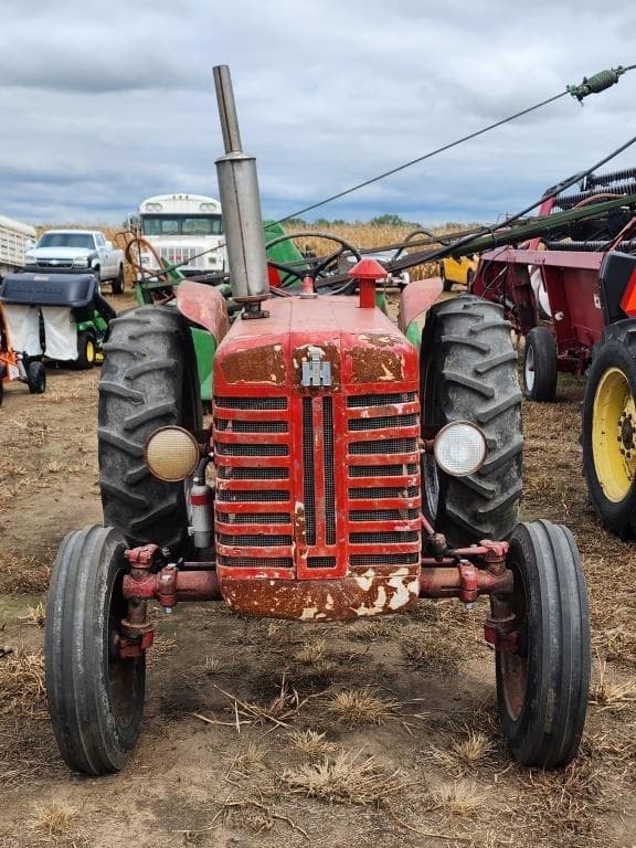 International Harvester B275 Tractors Less than 40 HP for Sale