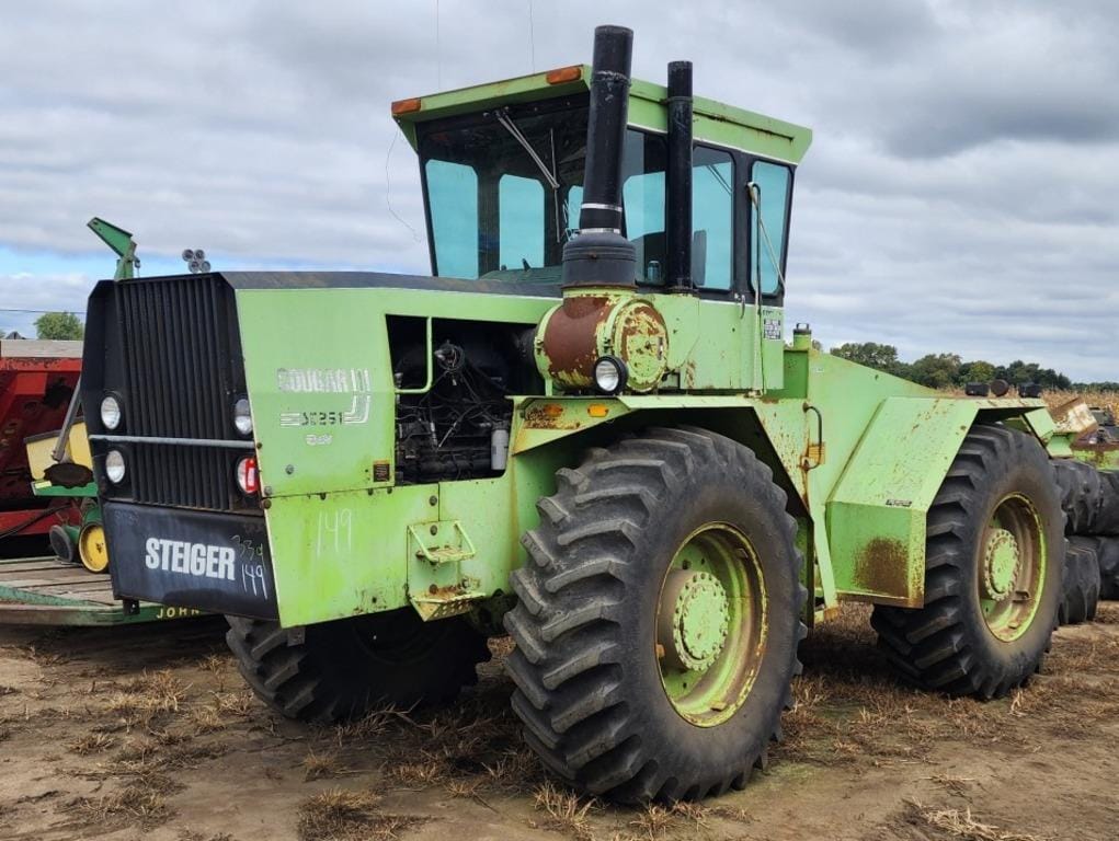 Main image Steiger Cougar III ST-251