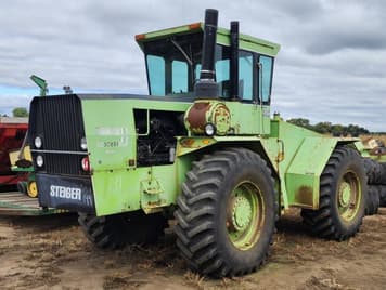 Main image Steiger Cougar III ST-251