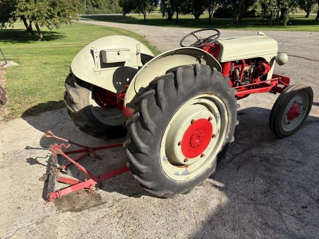 Image of Ford 9N equipment image 4