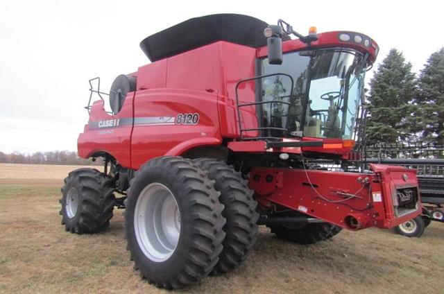 Image of Case IH 8120 equipment image 1