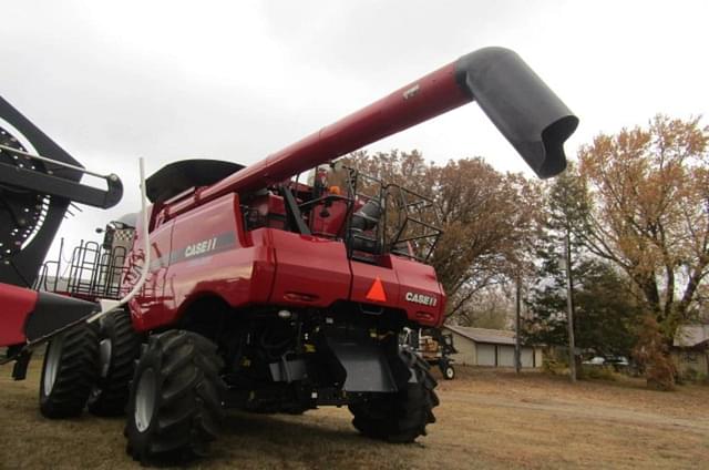 Image of Case IH 8120 equipment image 3