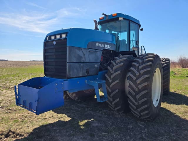 Image of New Holland 9682 equipment image 1