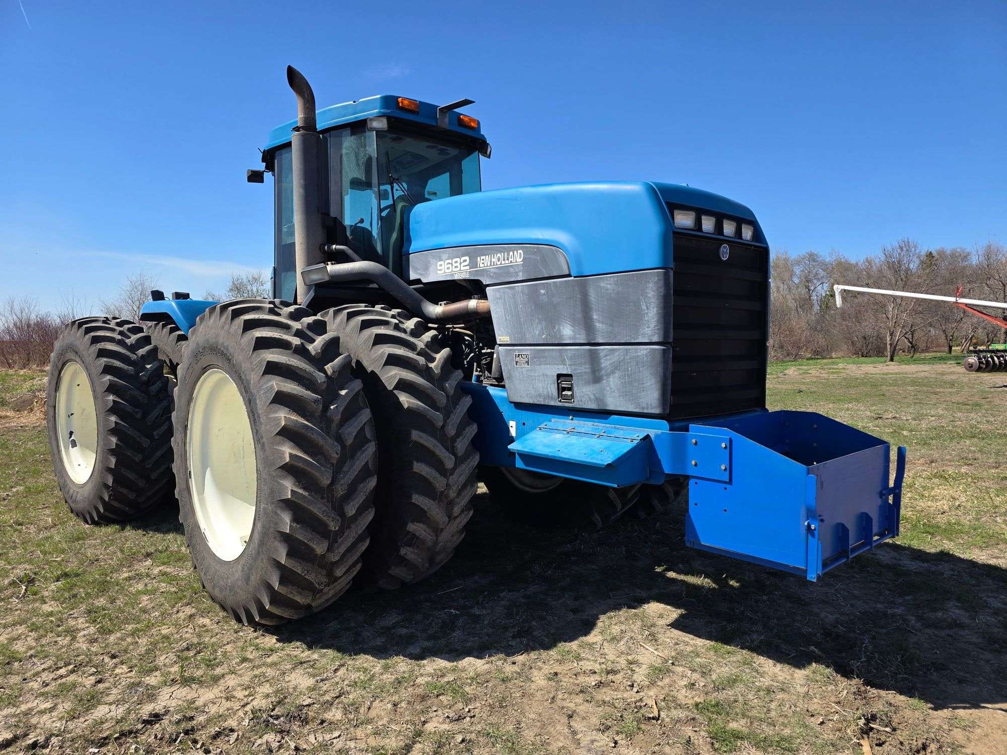 1997 New Holland 9682 Equipment Image0