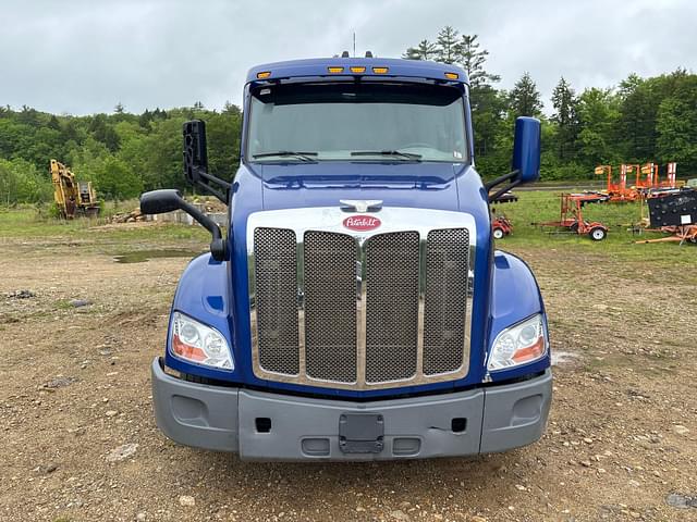 Image of Peterbilt 579 equipment image 1