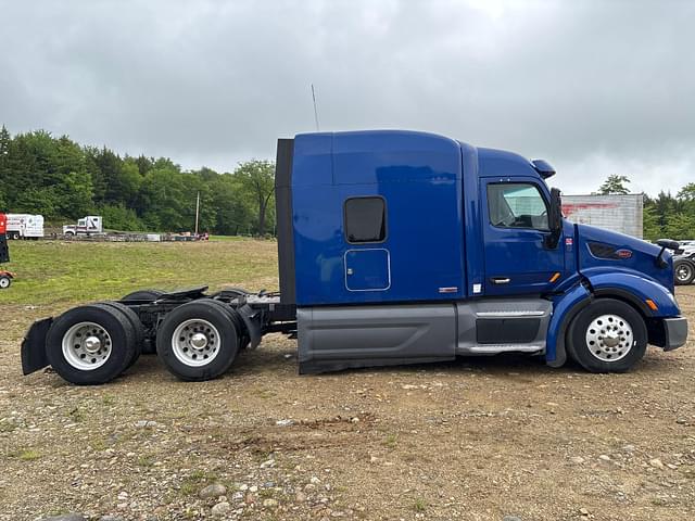 Image of Peterbilt 579 equipment image 3