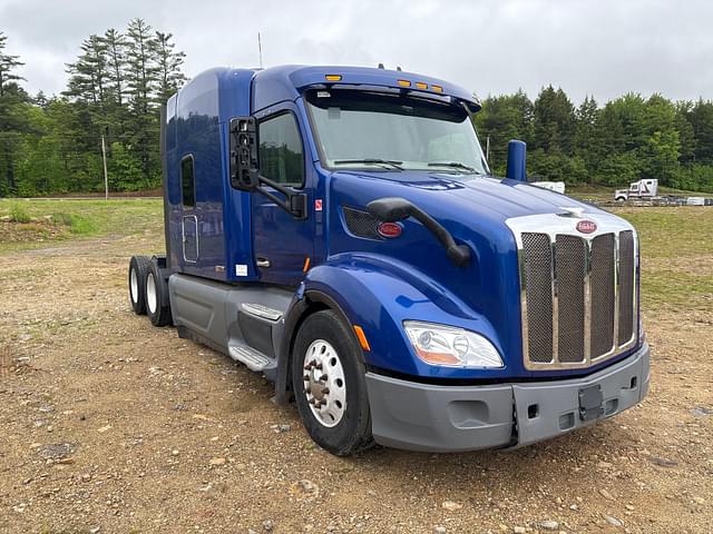 Image of Peterbilt 579 equipment image 2