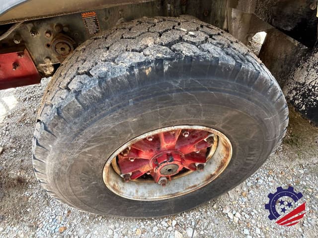 Image of Mack DM600 equipment image 2