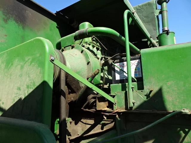 Image of John Deere 55EB equipment image 4