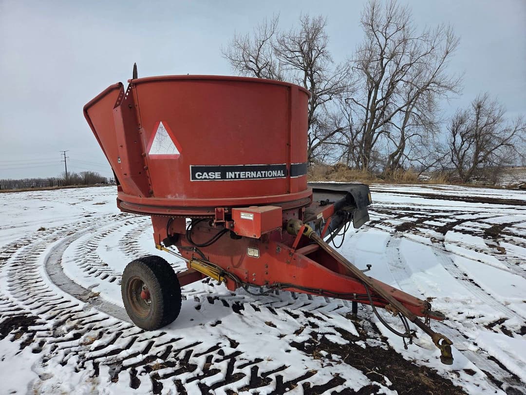 Image of Case IH 8610 Primary image