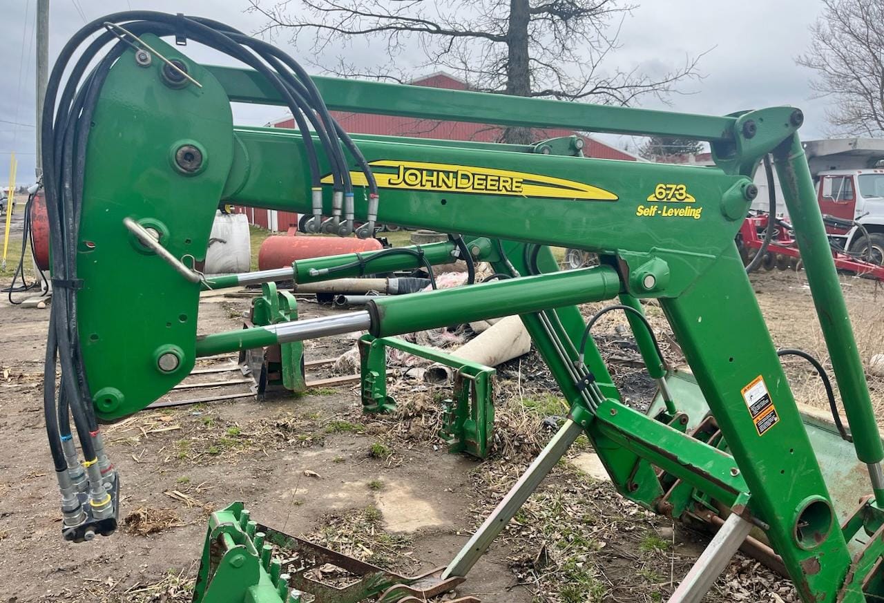 Main image John Deere 673