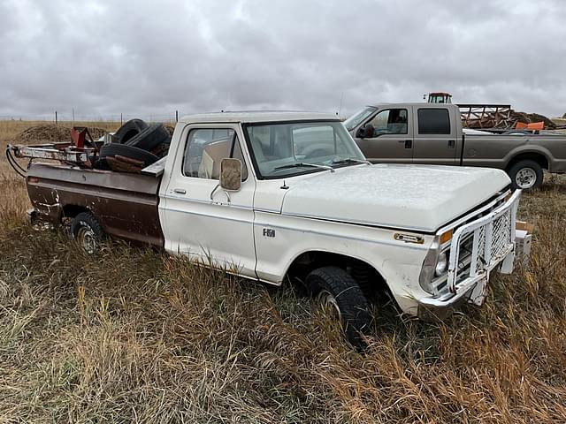 Image of Ford F-150 equipment image 4