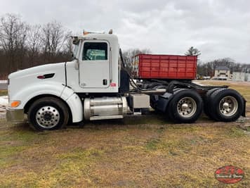 Main image Peterbilt 386