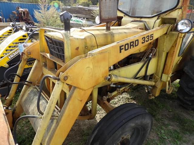 Image of Ford 335 equipment image 3