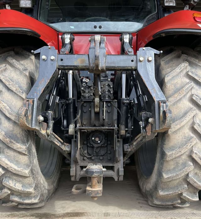 Image of Case IH Magnum 275 equipment image 4