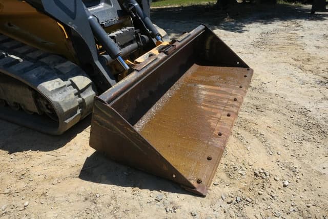 Image of John Deere 333G equipment image 4