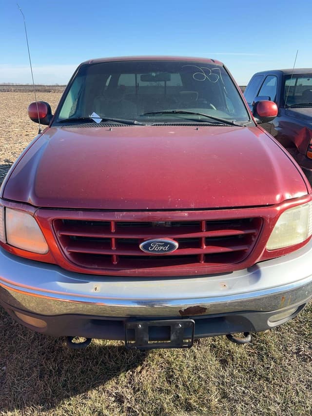 Image of Ford F-150 equipment image 1