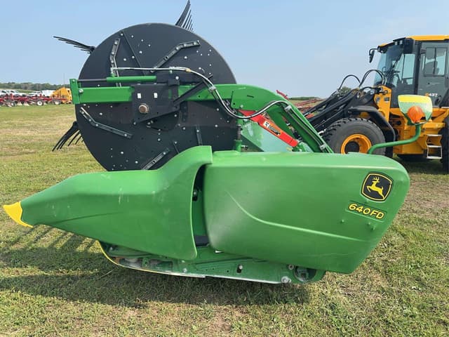 Image of John Deere 640FD equipment image 1