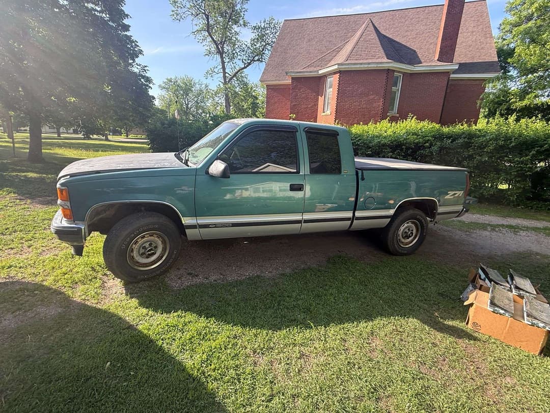 Image of Chevrolet 1500 Primary image