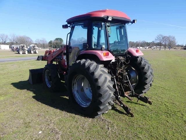 Image of Mahindra 8560 equipment image 3