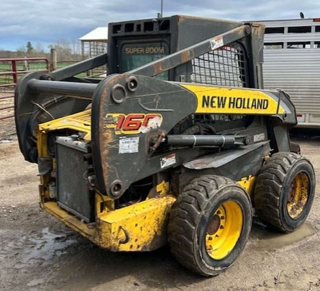 Image of New Holland L160 equipment image 1