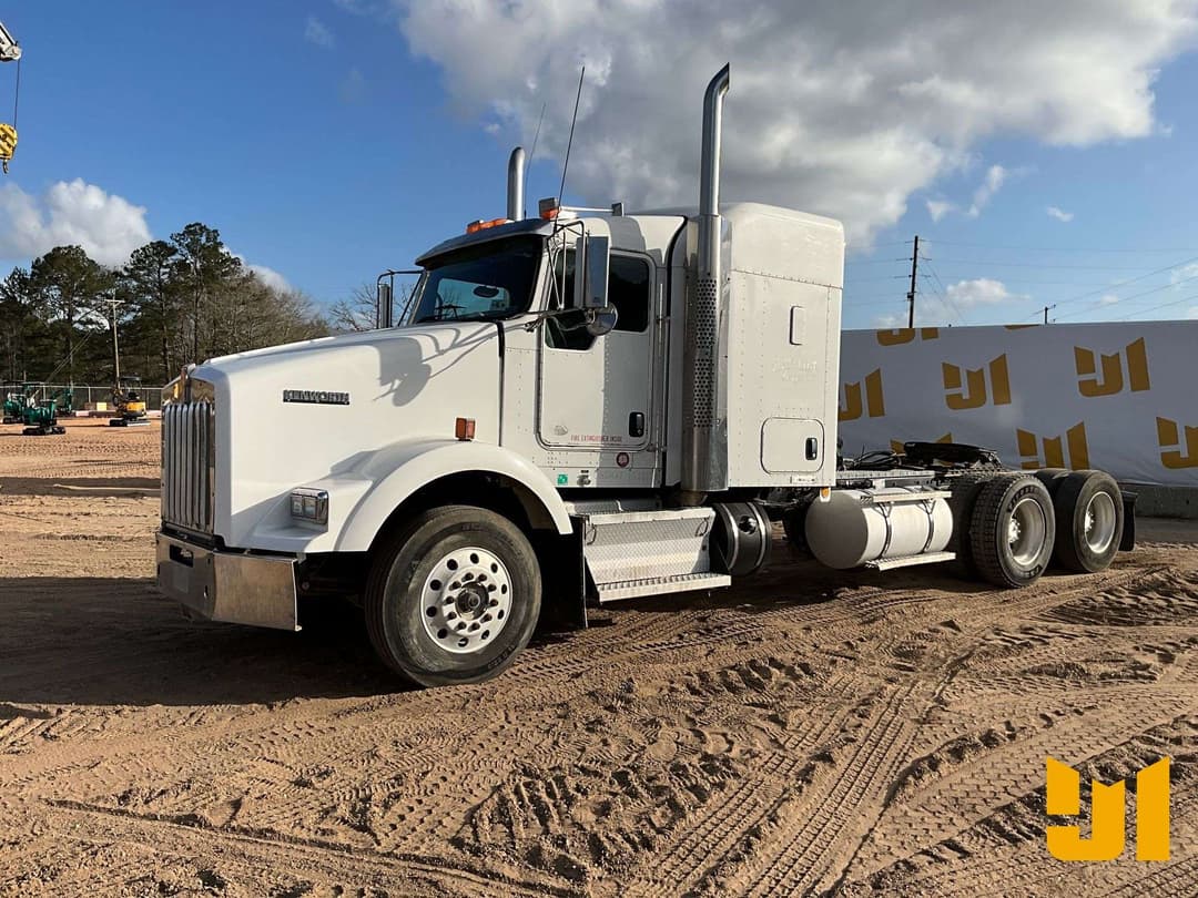 Image of Kenworth T800 Primary image