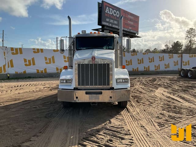 Image of Kenworth T800 equipment image 1
