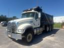 2011 Mack GU713 Image