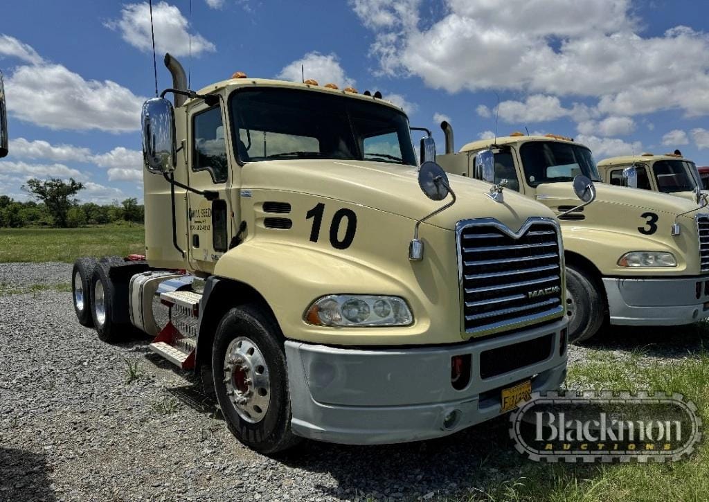 Main image Mack CXU613