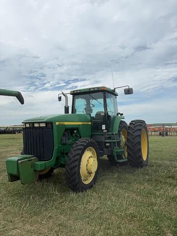 Main image John Deere 8300
