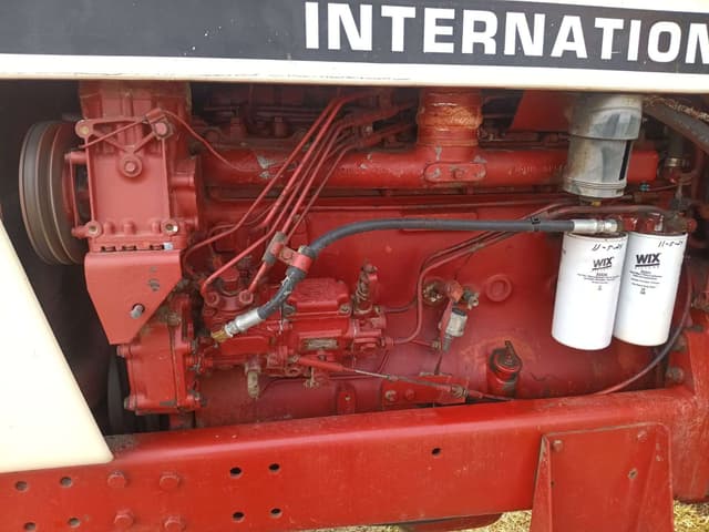 Image of International Harvester 1586 equipment image 4
