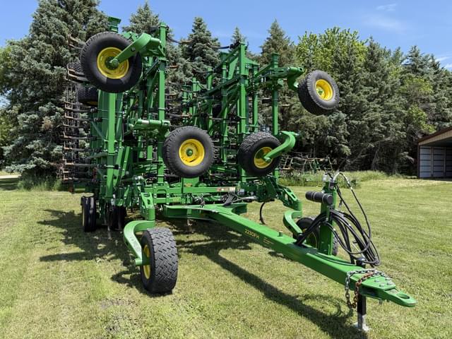 Image of John Deere 2230FH equipment image 1