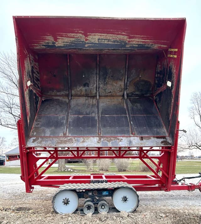 Image of Sunflower 8210  equipment image 3