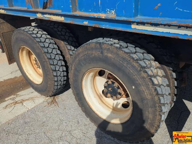 Image of Kenworth T370 equipment image 4