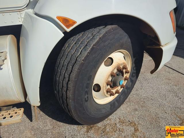 Image of Kenworth T370 equipment image 2