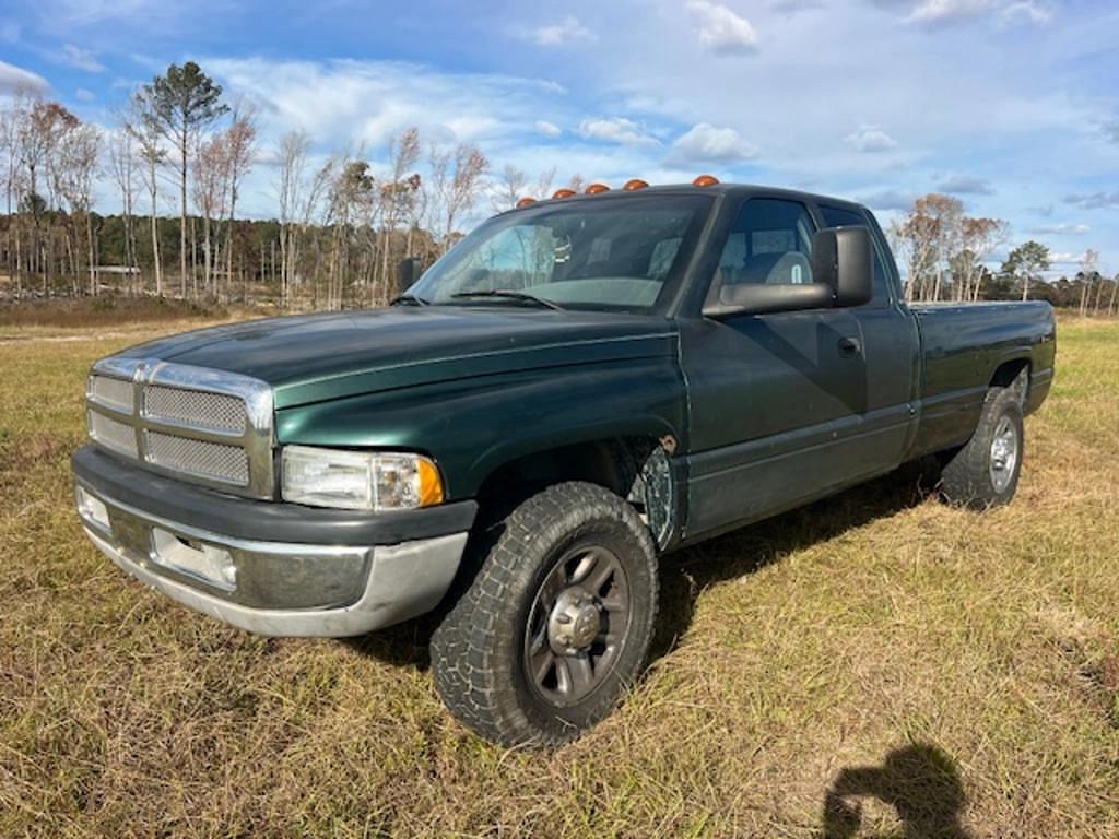 Image of Dodge Ram 2500 Primary image