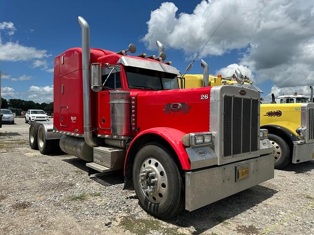Image of Peterbilt 379 equipment image 1