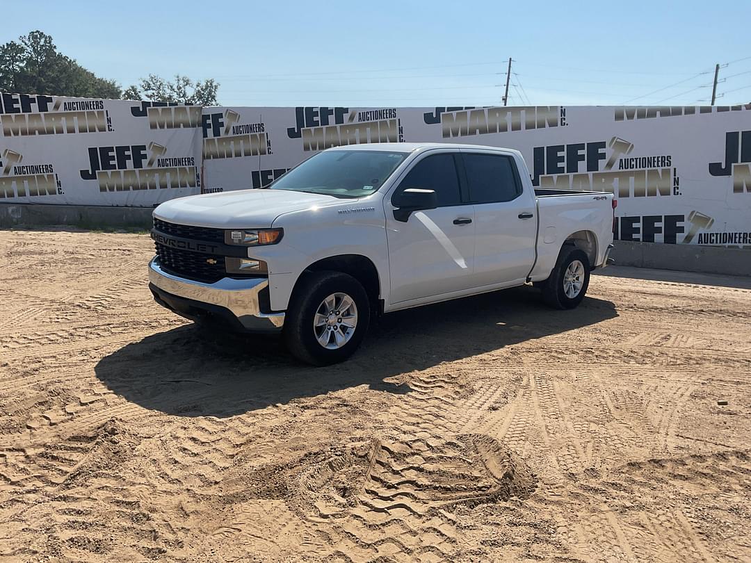 Image of Chevrolet Silverado Primary image