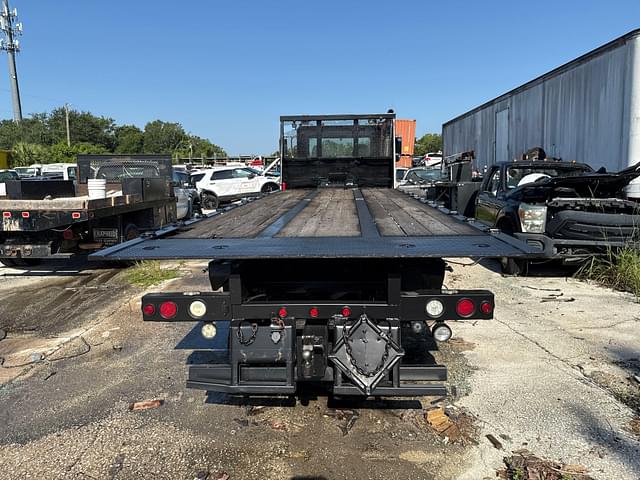 Image of Peterbilt 348 equipment image 4