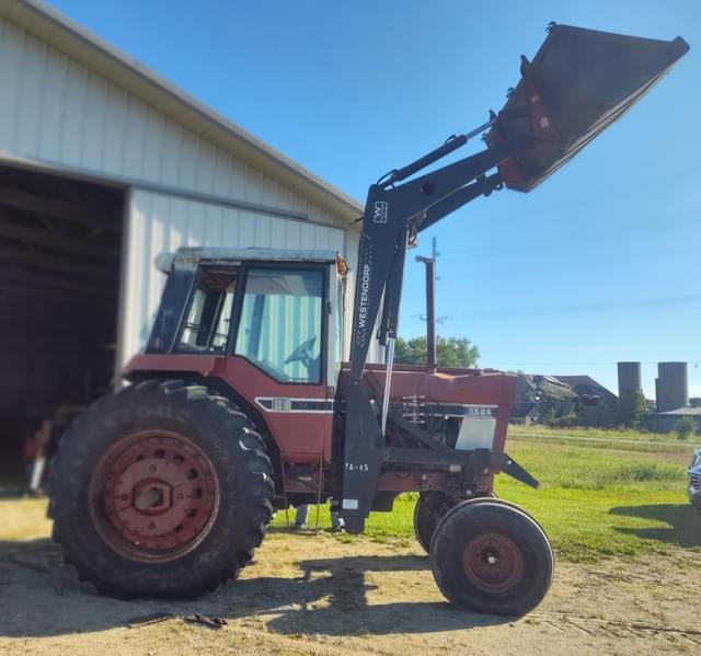 Image of International Harvester 1586 equipment image 1