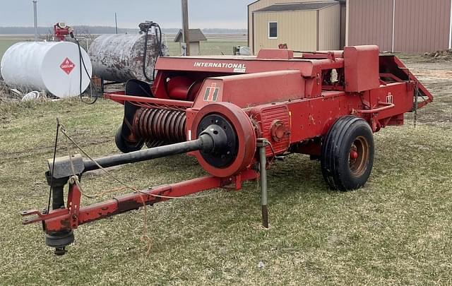 Image of International Harvester 428T equipment image 2