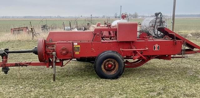 Image of International Harvester 428T equipment image 3
