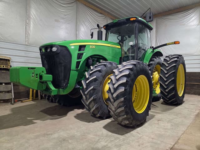 Image of John Deere 8130 equipment image 1