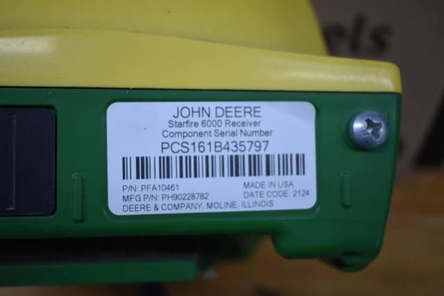 Image of John Deere StarFire 6000 equipment image 4