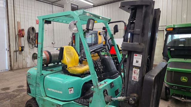 Image of Mitsubishi FG25K equipment image 2