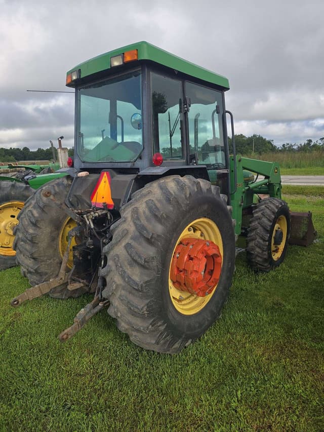 Image of John Deere 5500 equipment image 4