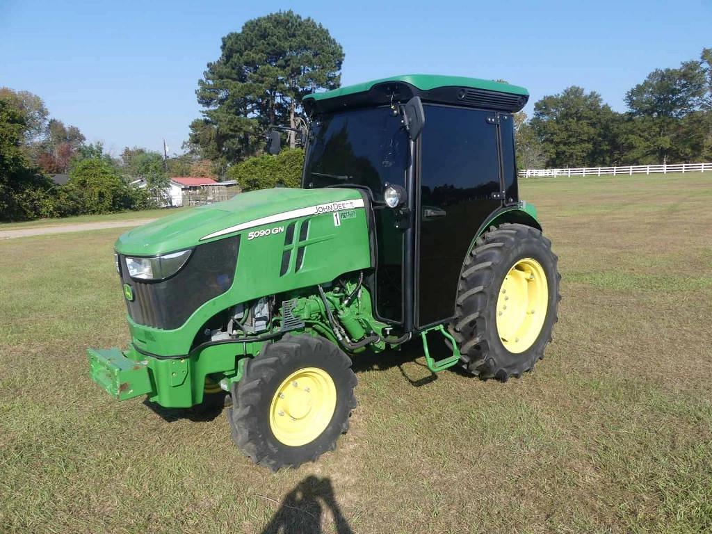 Image of John Deere 5090GN Primary image