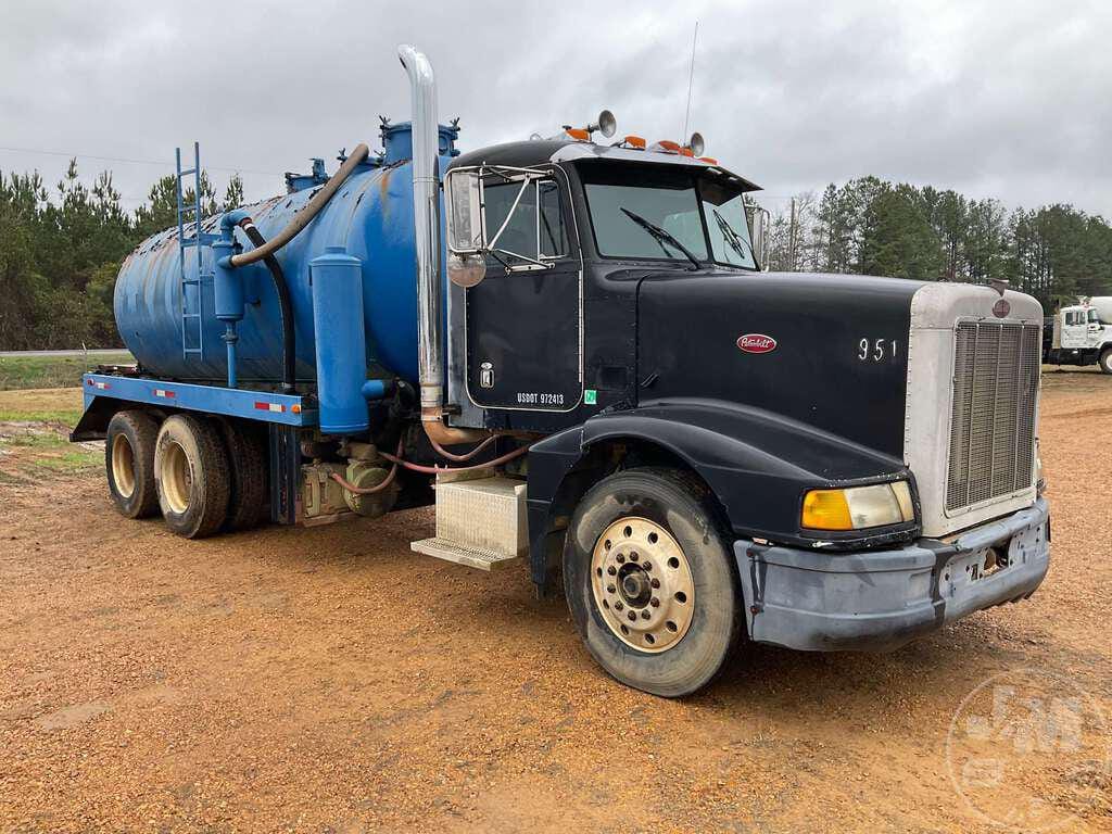 Main image Peterbilt 567