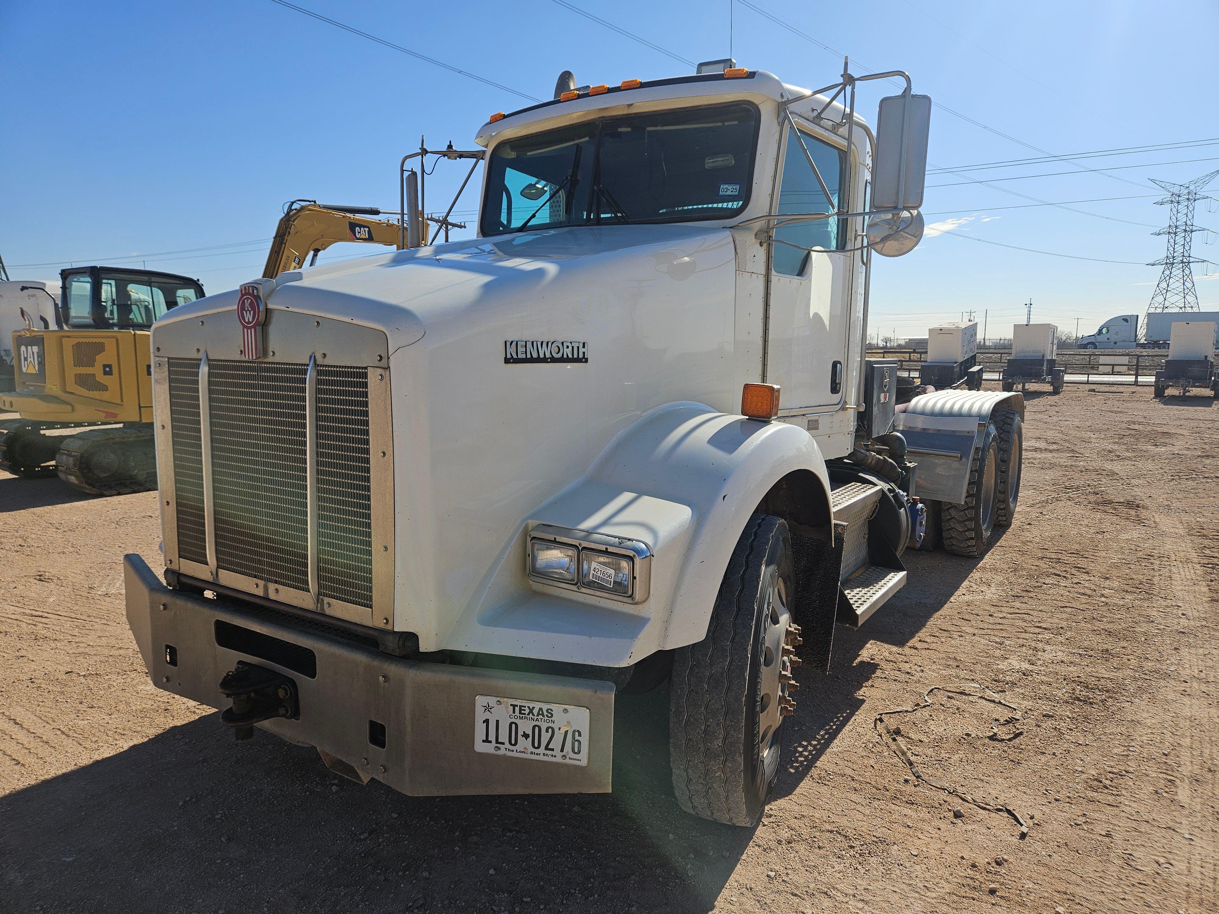 Main image Kenworth T800