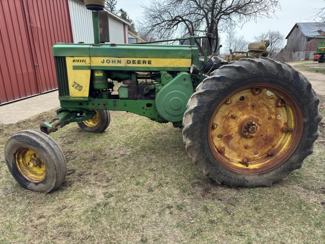 Image of John Deere 720 equipment image 1